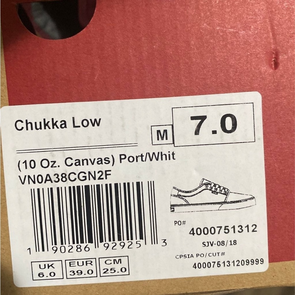 Vans - Picture 4 of 6